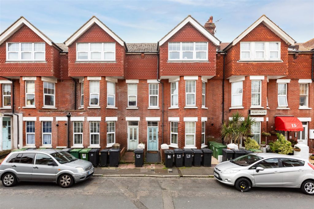 Cambridge Road, Eastbourne, BN22 7BS
